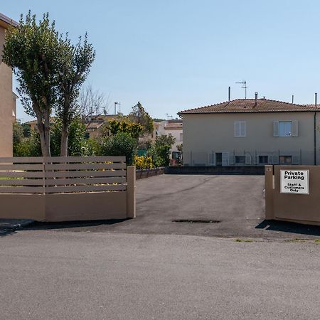 Residence Marina Di Cecina Exterior photo